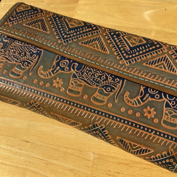 Leather Turquoise Elephant Wallet - Picture 2 of 7